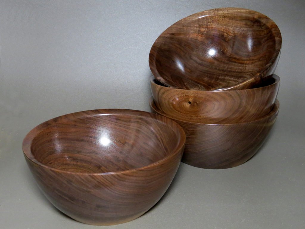 Set of bowls